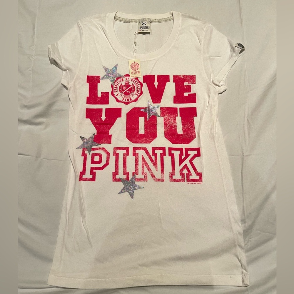 Pink Shirt 
White
Size Medium
BNWT